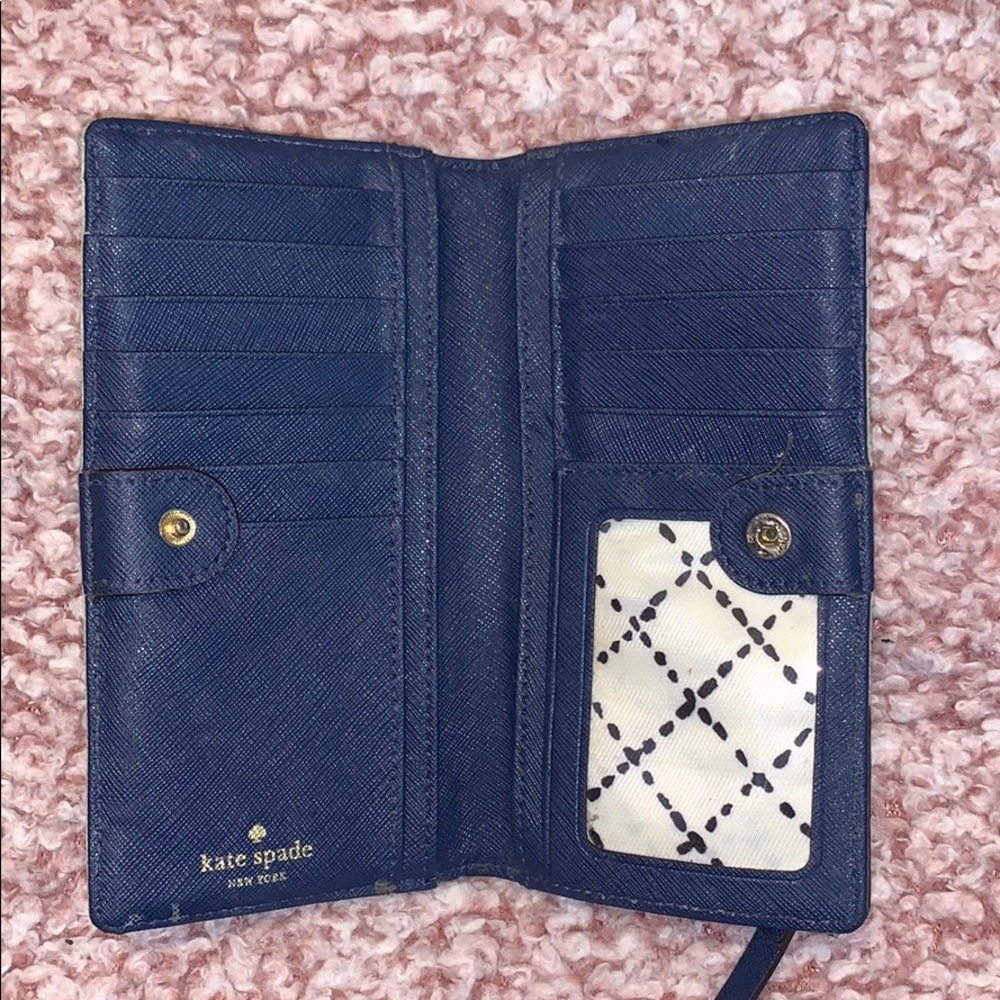 Kate Spade Wallet - Picture 2 of 3